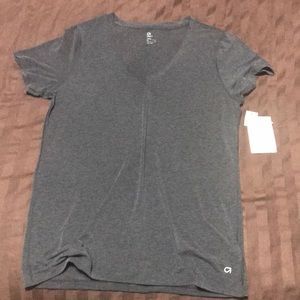Gap Fit Breathe V neck shirt
